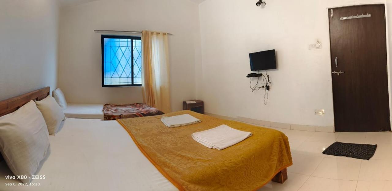The Shanti Sadan Mahābaleshwar Exteriör bild